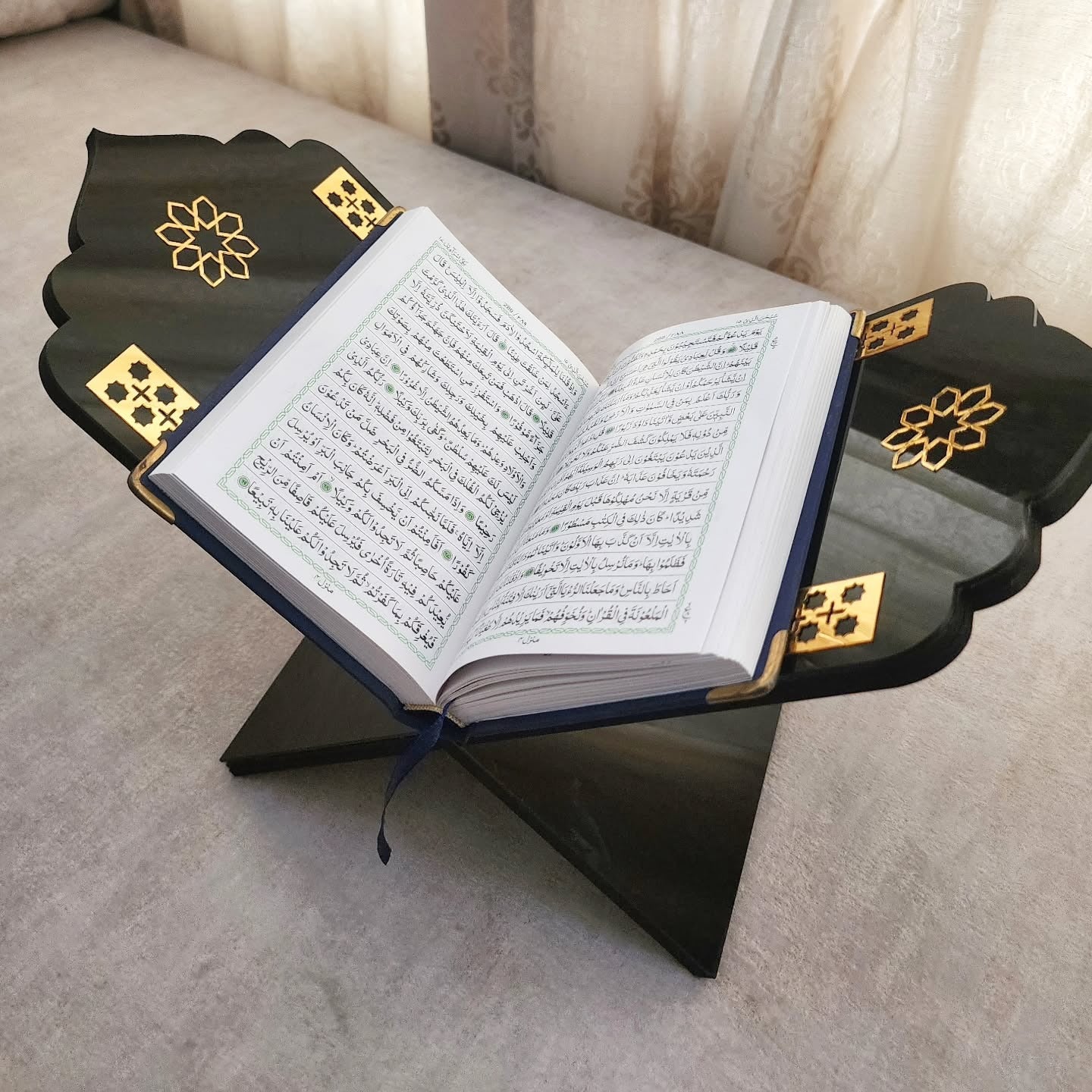 ACRYLIC QURAN STAND-REHAL