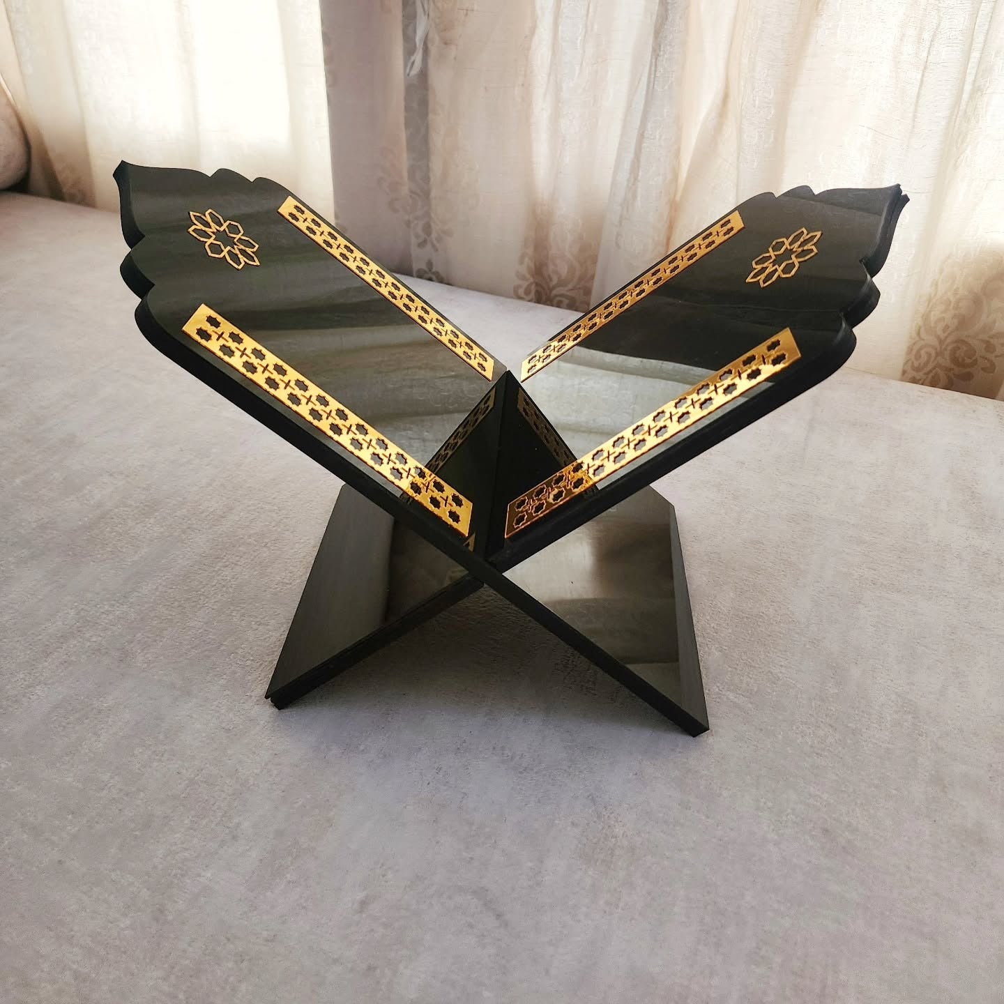ACRYLIC QURAN STAND-REHAL